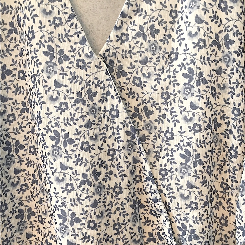 Madewell Wedgewood Blue/Egg Shell Floral Blouse - Picture 2 of 16